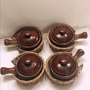 Set of 4 Vintage French Onion Soup Crockery